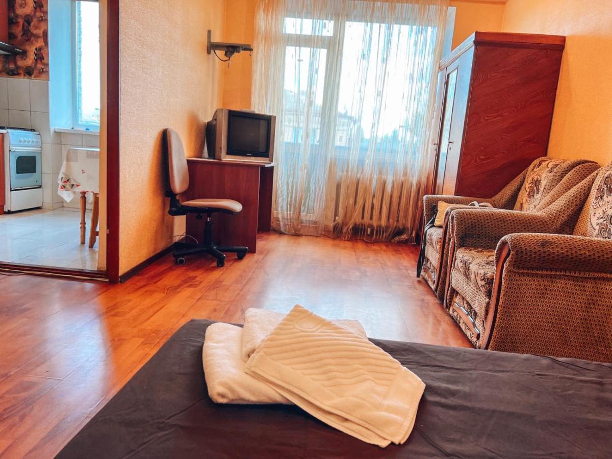 Apartment Near Metro Station Darnitsa Kiev Exterior foto