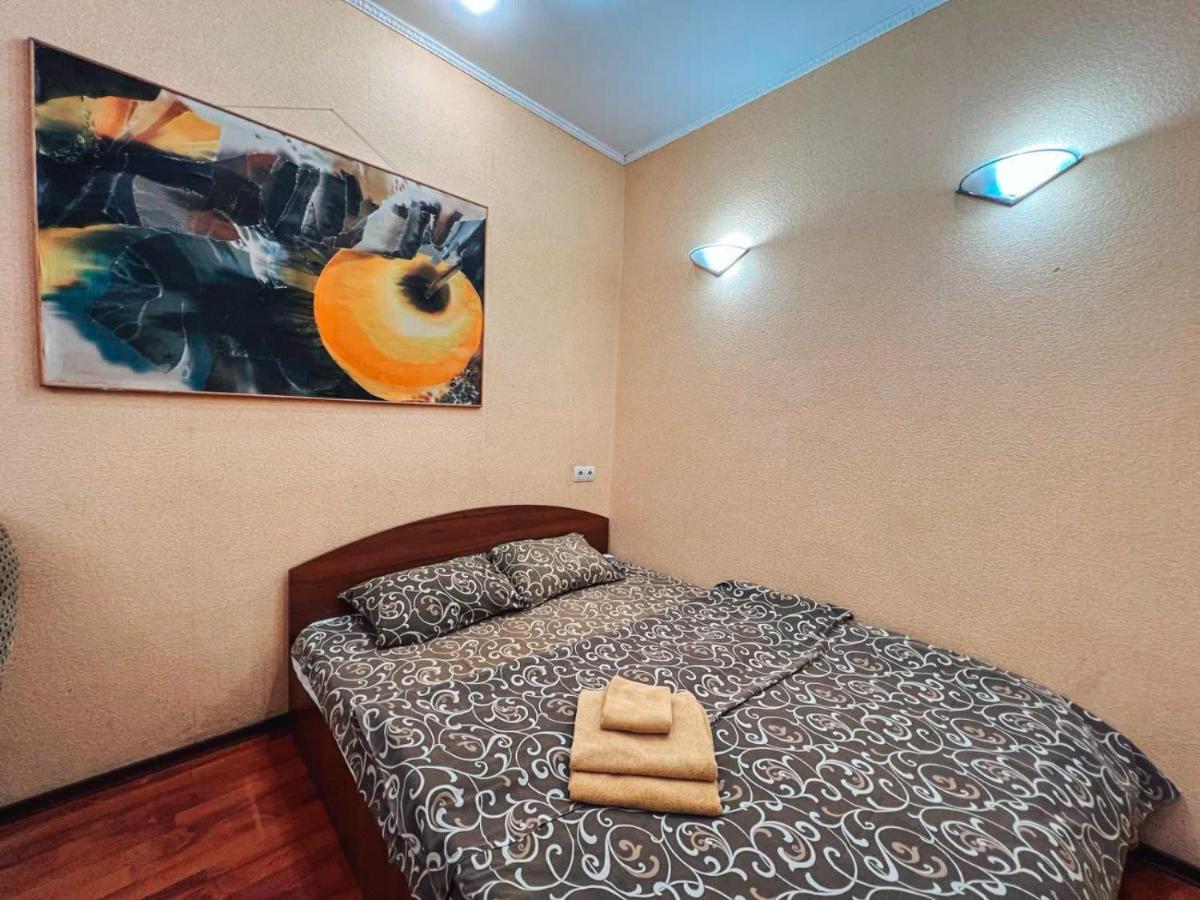 Apartment Near Metro Station Darnitsa Kiev Exterior foto